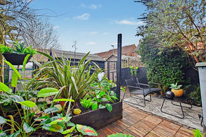 Photo 21- click for photo gallery